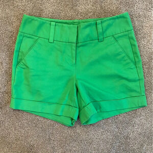 EUC Vince Camuto Women's Bright Green Chino Shorts Size 2